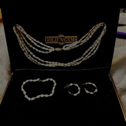  Beautiful Genuine Pearl Set.  Necklace, Earrings, Bracelet. 