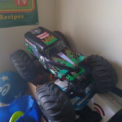 Monster Truck Rc With Remote 