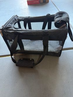 Sherpa Soft-Sided Dog/Pet Carrier – Black – $20