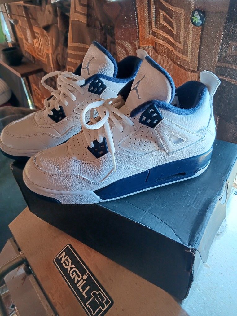 Air Jordan 4 Retro BG 5Y
