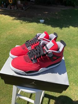 Jordan 4 Toro Bravo 2026