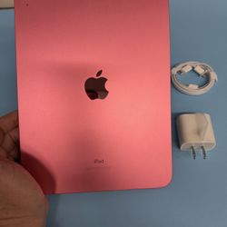 iPad 10th Generation Excellent Condition WiFi 64gb 