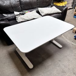 IKEA Standing Desk Electric White
