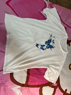 White short-sleeved shirt