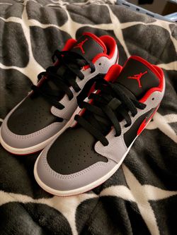 Nike Jordan shoes 3.5Y