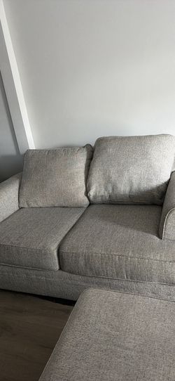 Love seat