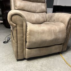 Automatic Reclining Lift Chair