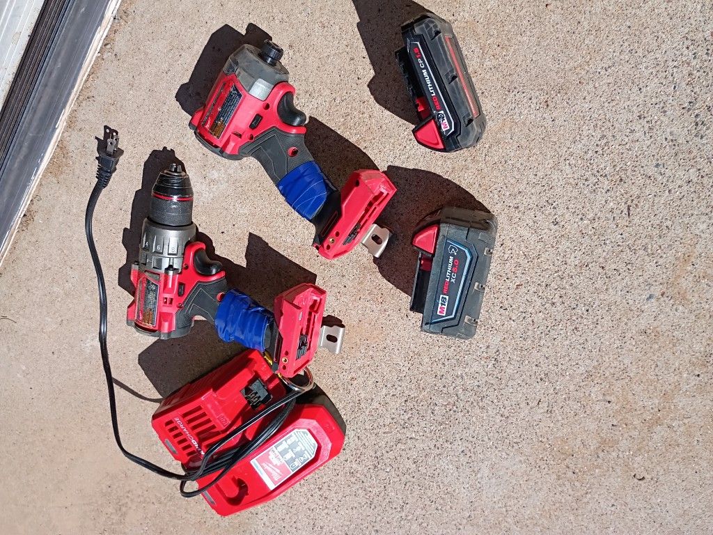 Milwaukee Impact And Drill Set