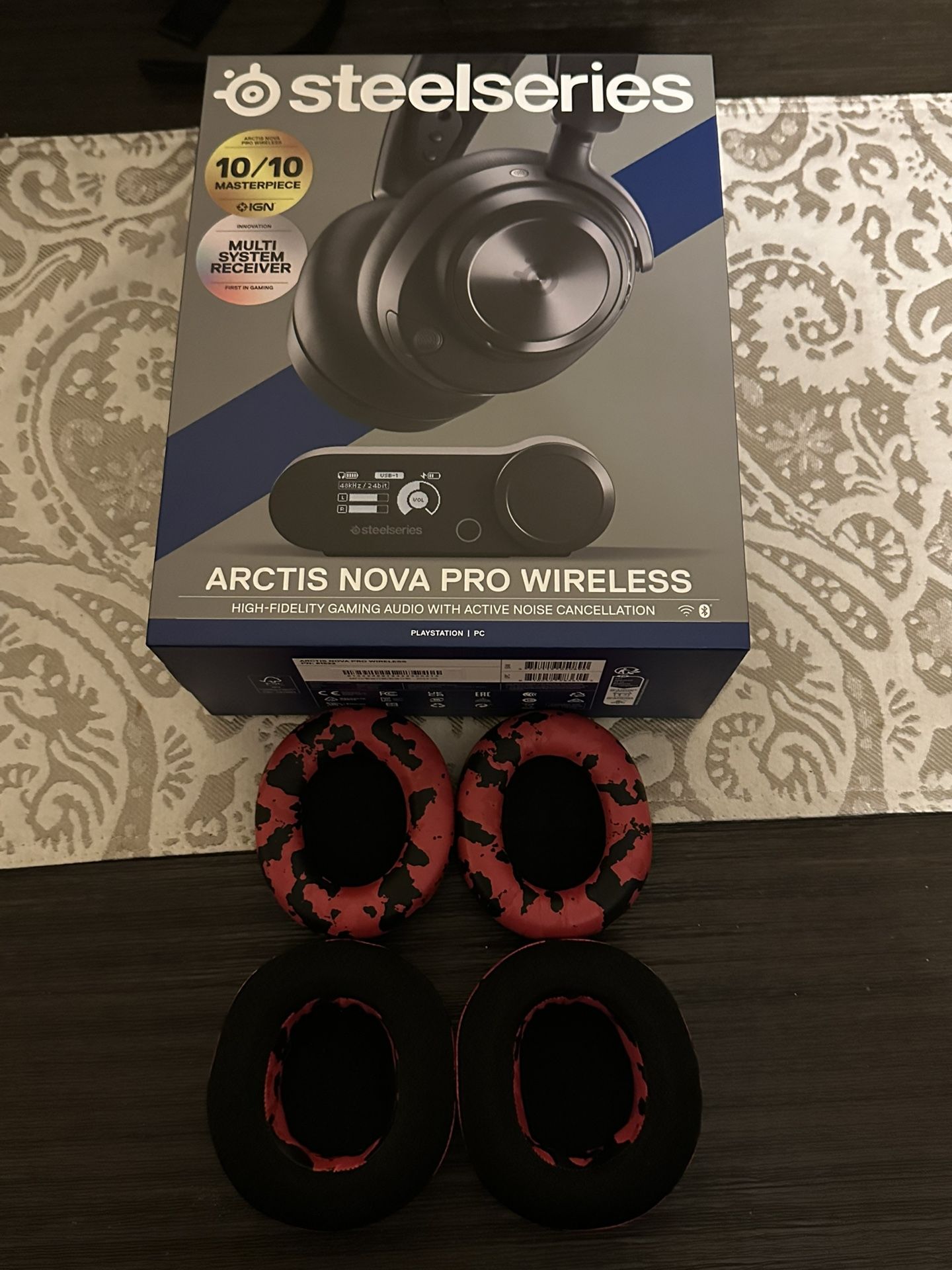 Nova Pro Wireless And Nzxt Capsule