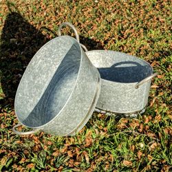 Tub 19"Oval  x 8" Tall - Galvanized Beverage Tub- Gift Basket Tub- Ice Bucket • Home & Gardens, Outdoor & Home Decorations, Party Supplies, Containers