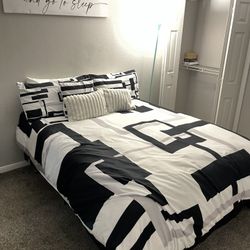 queen bed 