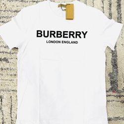 Burberry Tee 🔥🔥🔥