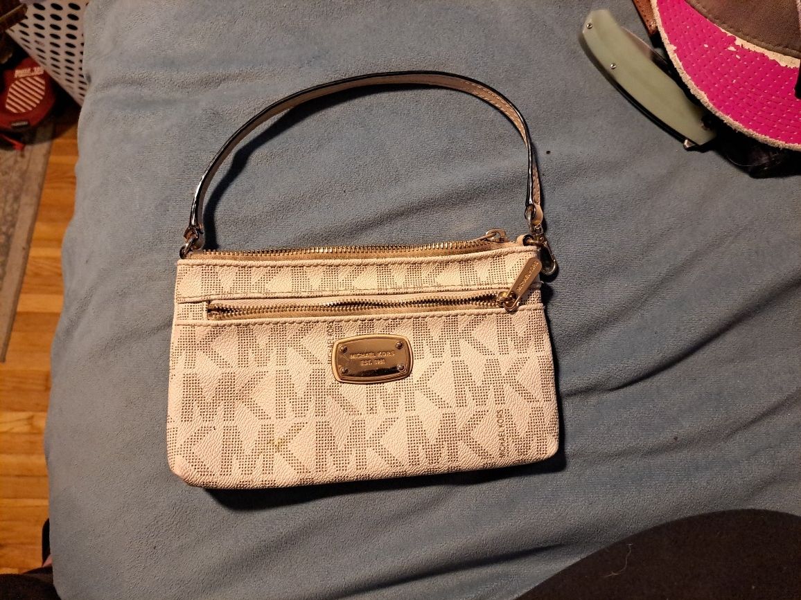 Michael Kors Wristlet