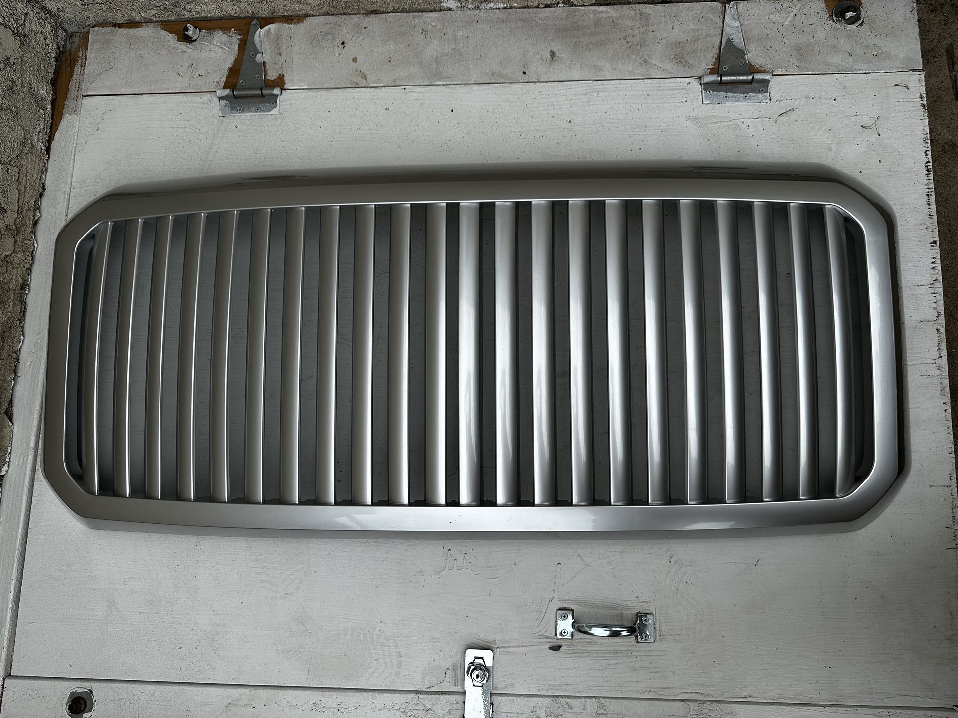Ford super duty F250/F350/F450/F550 grill grey 2011/2016