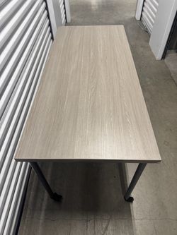 Knoll®️ Rolling Conference Table/ Work Station With Caster In Maple