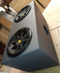 Kicker 15's in ported subwoofer enclosure - see pictures read ad