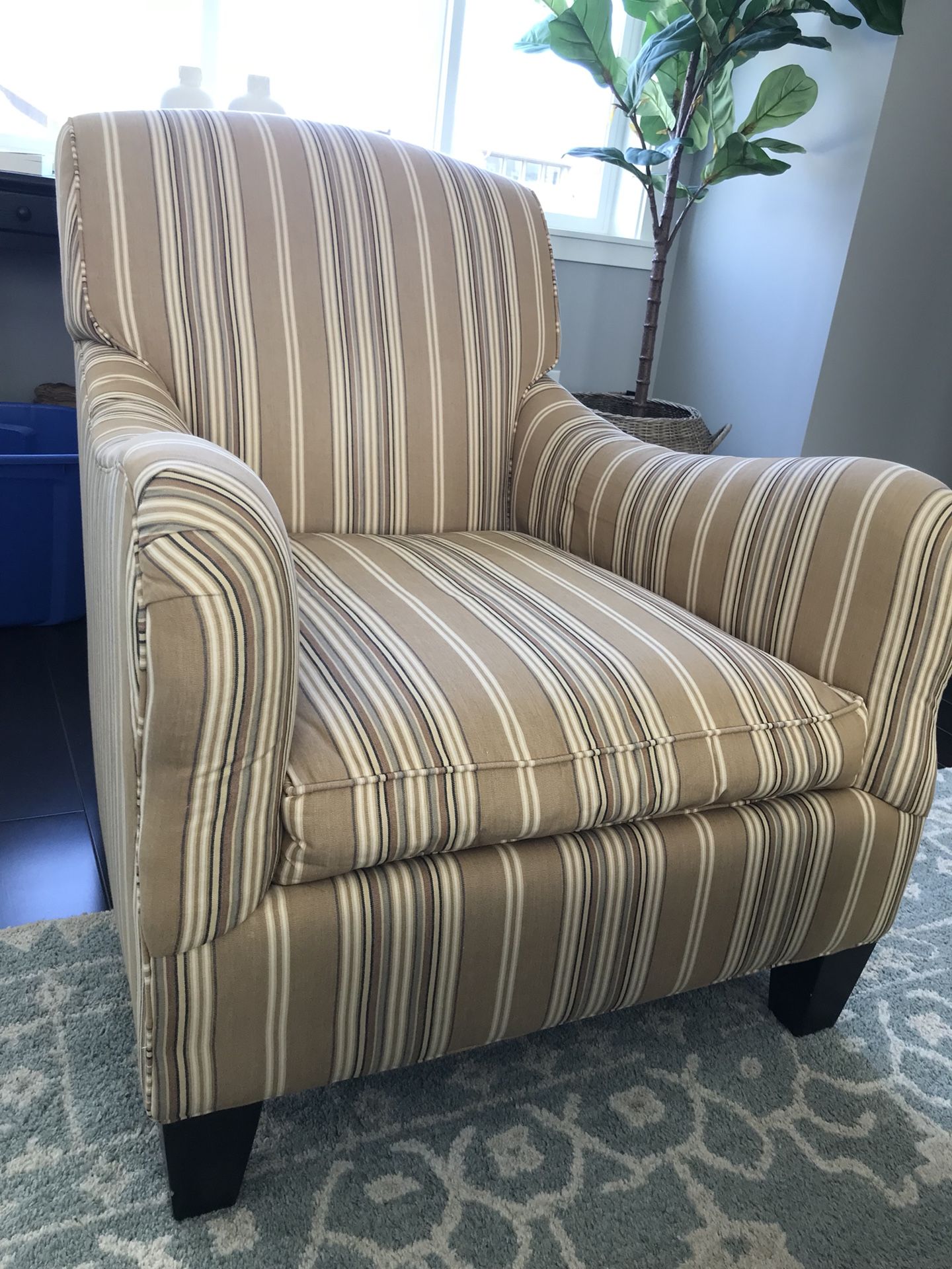 Crate and Barrel Accent Chair for Sale in Bellevue, WA OfferUp