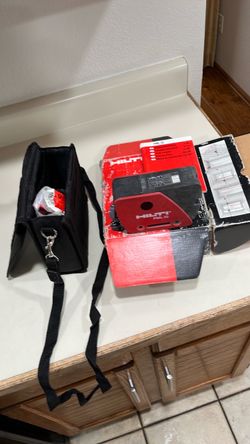 Hilti PML 32 Professional Self-Leveling Line Laser – Excellent Working Condition