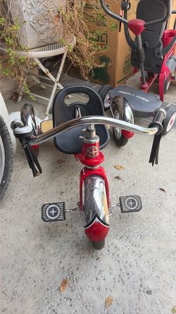 Schwinn Kids Retro Tricycle Red Chrome