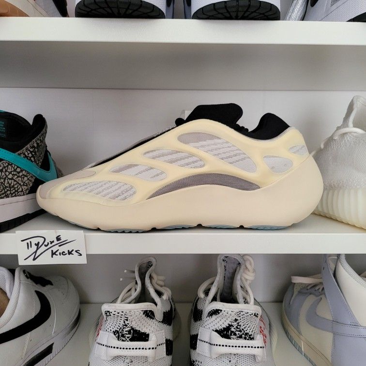 Yeezy 700 V3 Azael - www.ice4pros.com.br