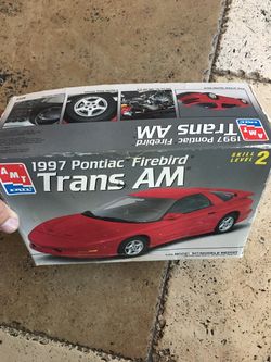 AMT 1997 Pontiac Firebird Plastic Model Kit