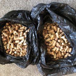 Over 1400 Corks For Crafts