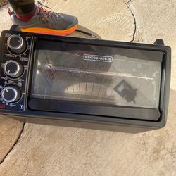 Black and decker toaster oven