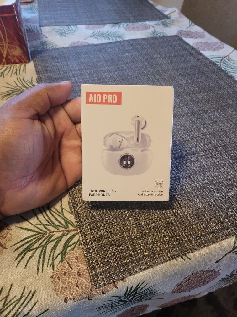 Brand New Still Wrapped Earbuds