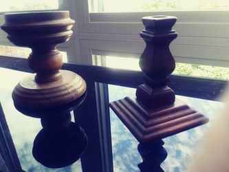 Wood carved candle holder