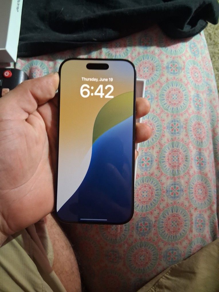 Iphone 16 Pro 128GB ( BOOST MOBILE)