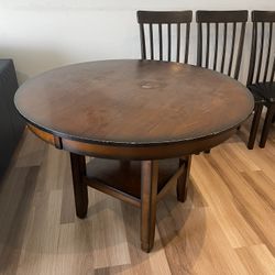 Dining Table And Chairs 