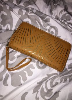 Saddle colored wallet
