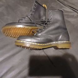 Dr. Martens, Combs Leather Casual Boots Size 10