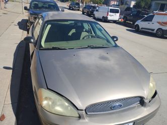 2004 Ford Taurus
