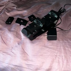 Xbox One Charging Dock With Backs And A Rechargable Battery 