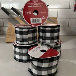 Wired Christmas Ribbon
