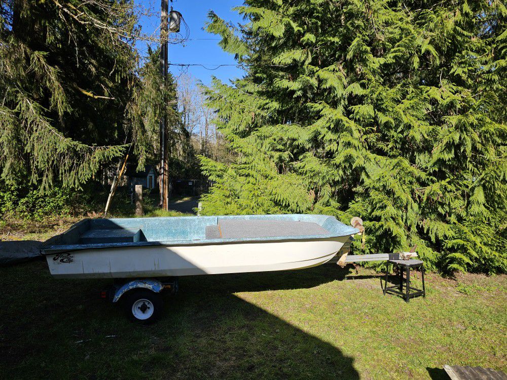 12' Boat And Trailer