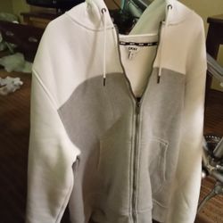 XL " DKNY" HOODIE SWEATSHIRT
