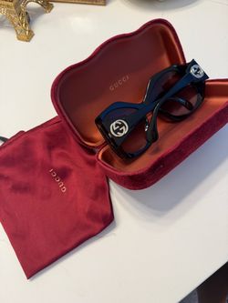 Gucci Oversized Sunglasses with Case