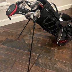 Taylormade-Stealth-Golf-Clubs