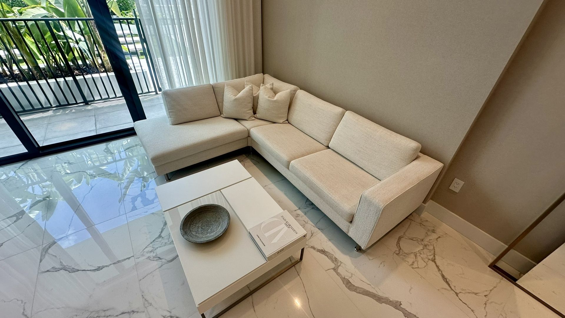 Sofa - BoConcept Ipanema Corner Sofa With Lounging Unit - Over 60% Off!!!