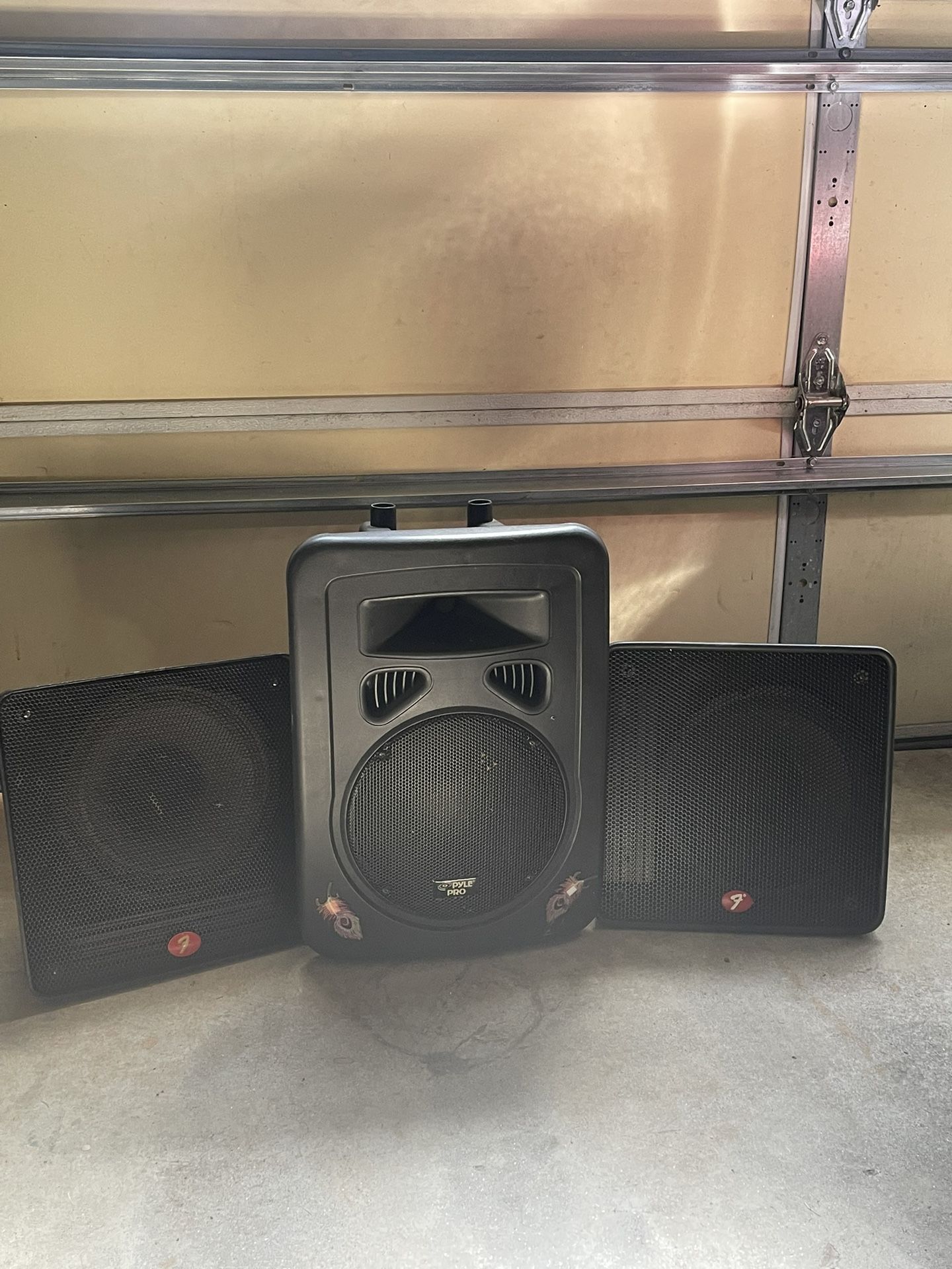 Speakers for monitor