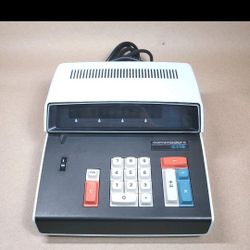 Commodore C112 Vintage Desktop  Calculator 12 Digit Display 