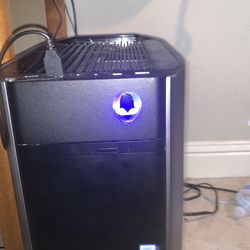 Alienware - Aurora R7 - 16GB Memory - NVIDIA GTX 1080 - 1.2TB HDD - i7-8700 cpu