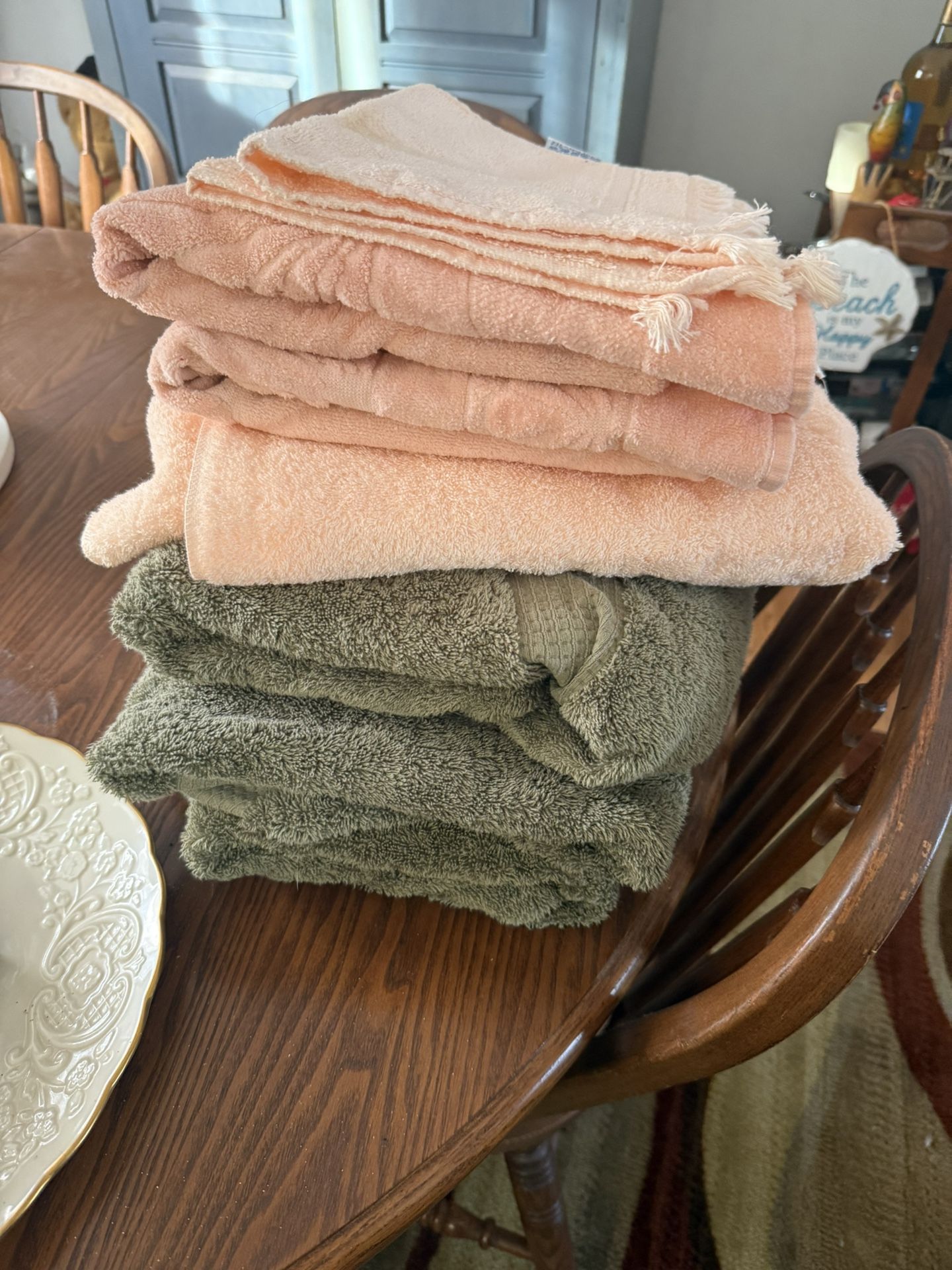 6 Large Bath Towels