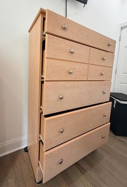 5 Drawer chest dresser