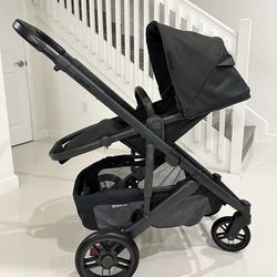 Uppababy Cruz V2 Stroller In Like New Condition