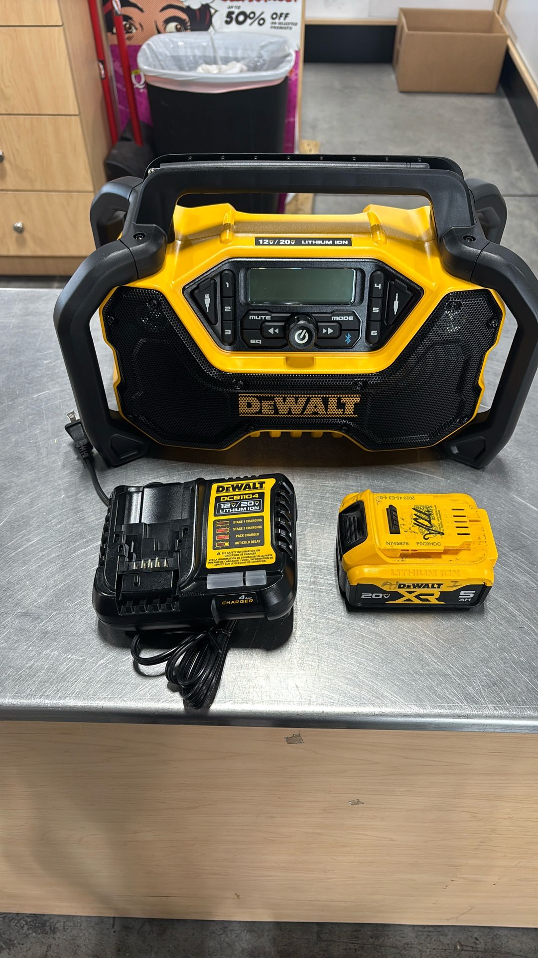 Dewalt Worksite Radio