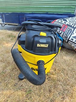 DeWalt wet and dry vac 45 L 12 gallons