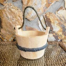 Wooden Bucket 4 x 4.75 inches
Water Wishing Well Pail with Rope Twine Handle, Solid Wood